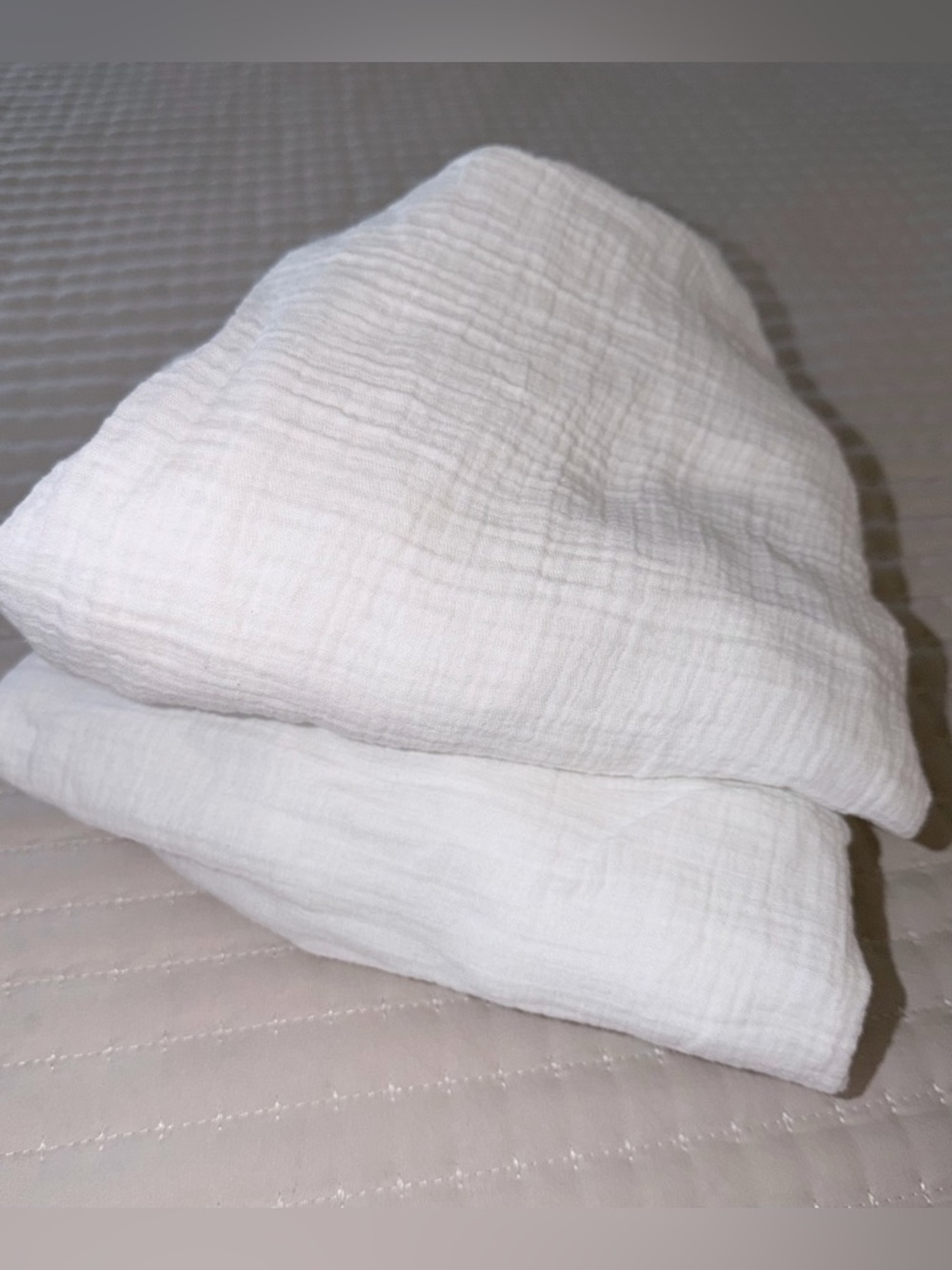 Newton White Muslin MINI crib Set